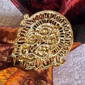 Vintage Ornate Filigree Gold-Tone Scarf Ring Clip